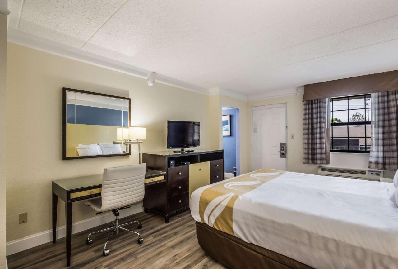 Quality Inn ハンプトン エクステリア 写真
