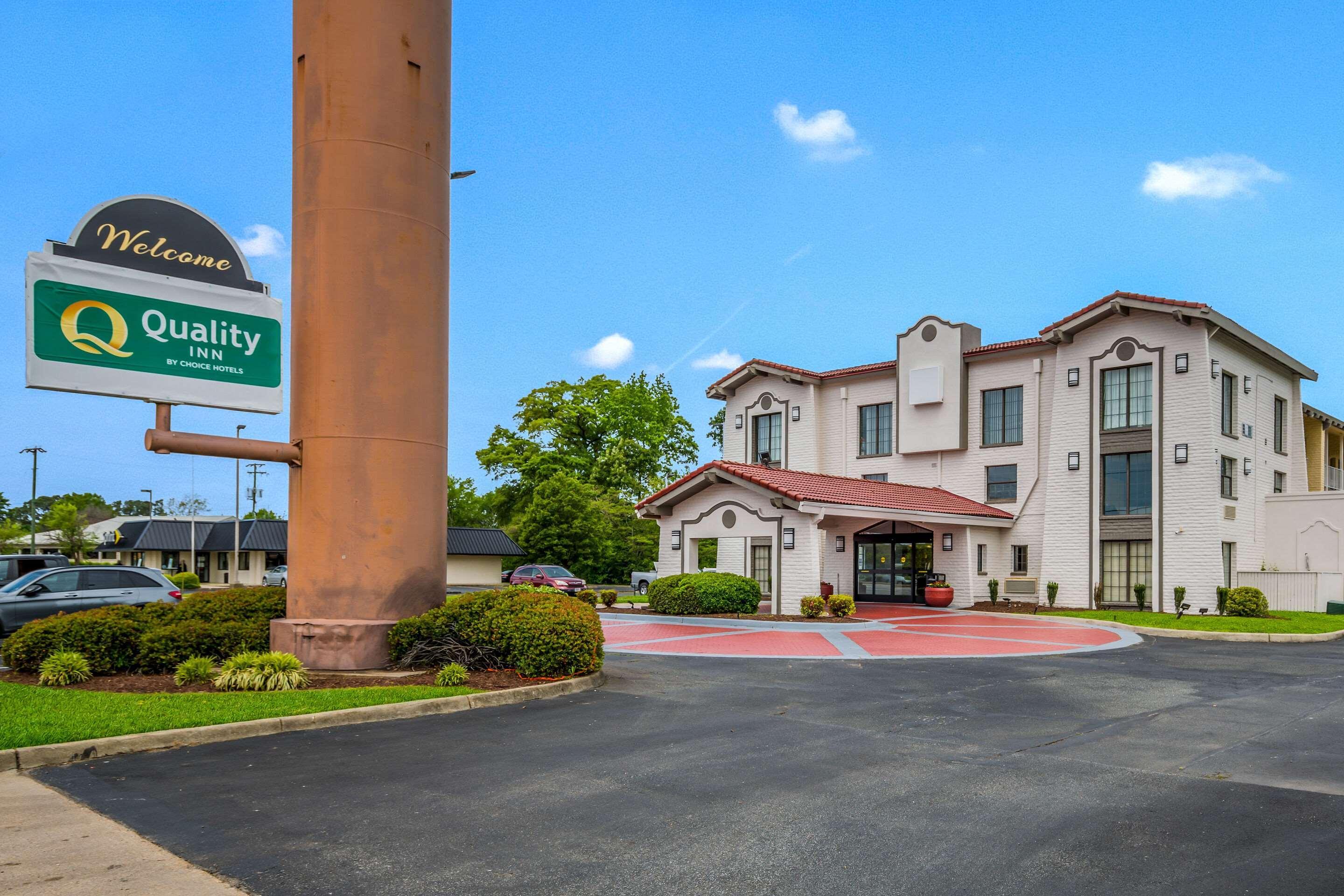 Quality Inn ハンプトン エクステリア 写真