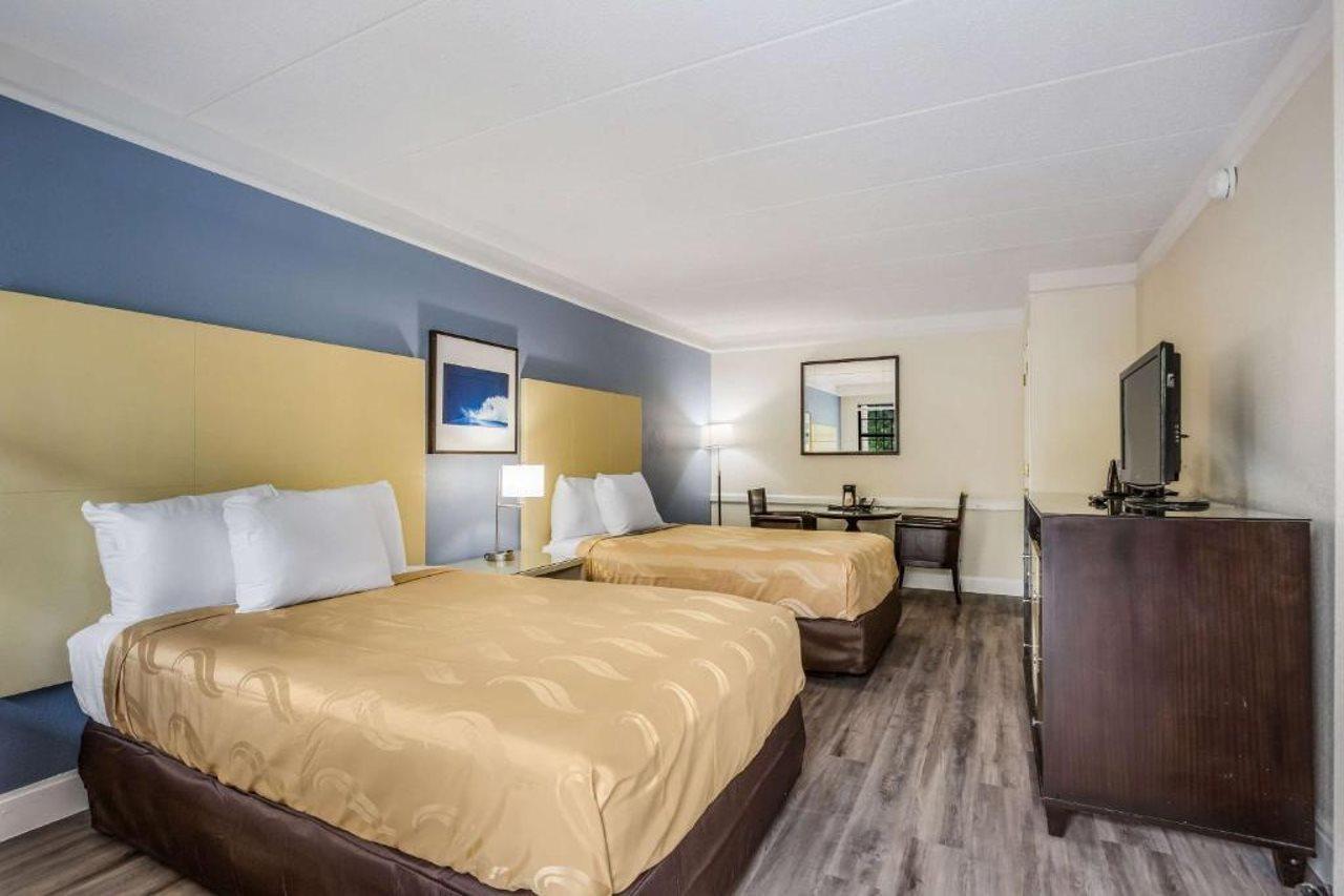 Quality Inn ハンプトン エクステリア 写真