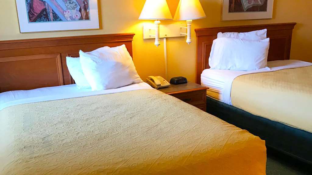 Quality Inn ハンプトン 部屋 写真