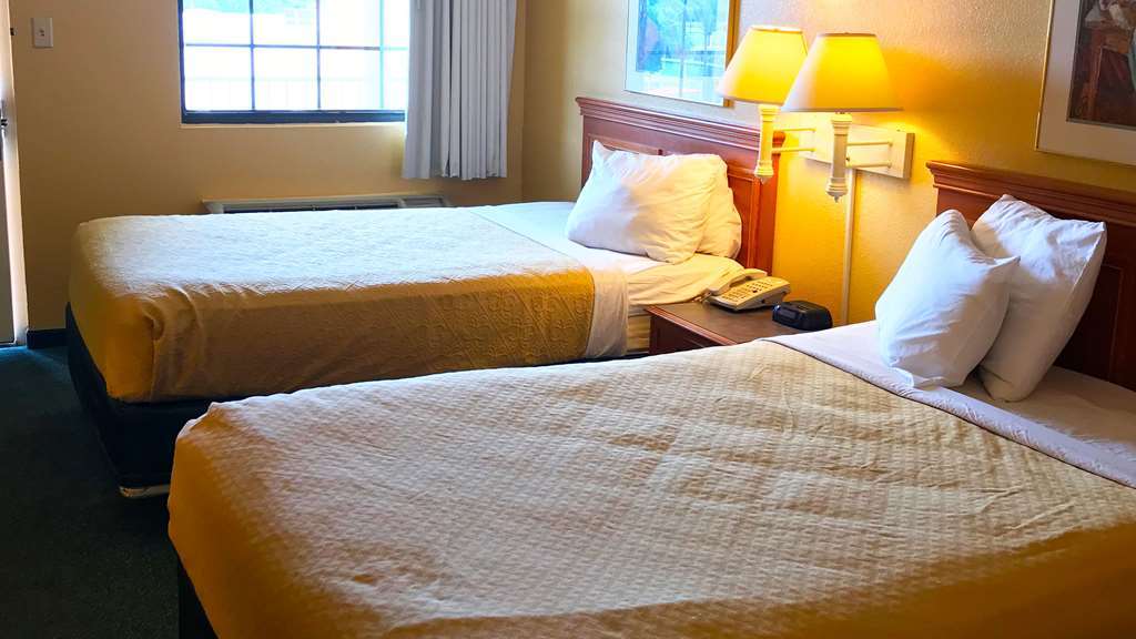 Quality Inn ハンプトン 部屋 写真