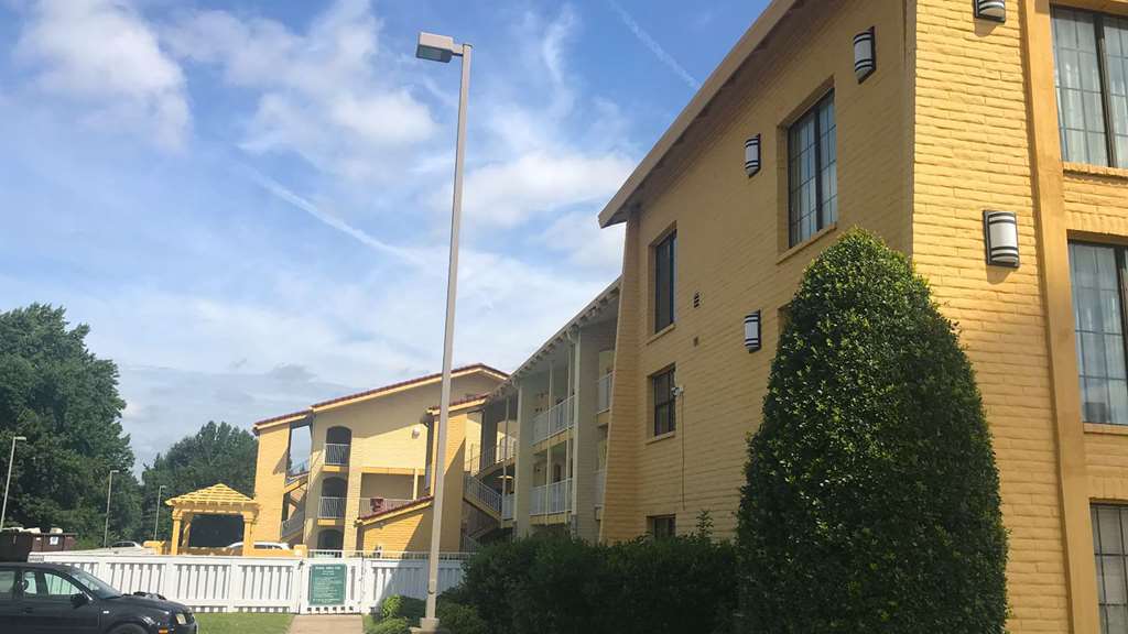 Quality Inn ハンプトン エクステリア 写真