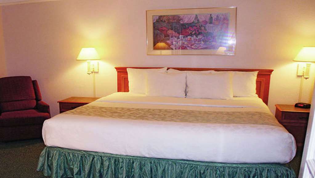 Quality Inn ハンプトン 部屋 写真